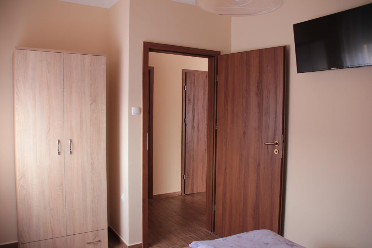 Imola Es Andrea Apartmanhaz 2 Hajdúszoboszló 外观 照片