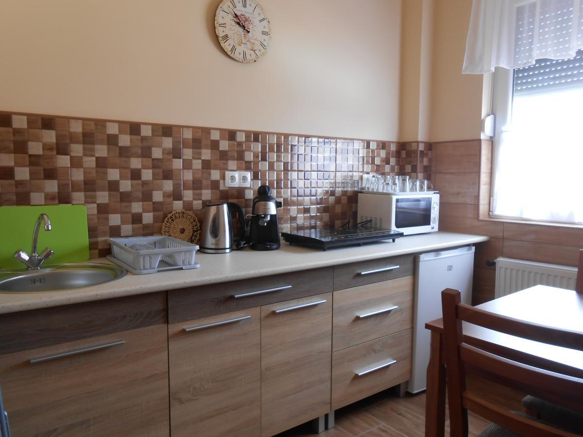 Imola Es Andrea Apartmanhaz 2 Hajdúszoboszló 外观 照片