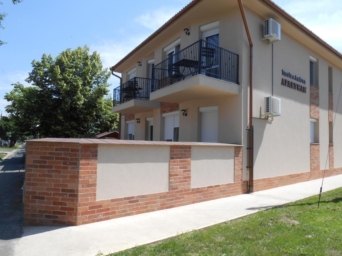 Imola Es Andrea Apartmanhaz 2 Hajdúszoboszló 外观 照片